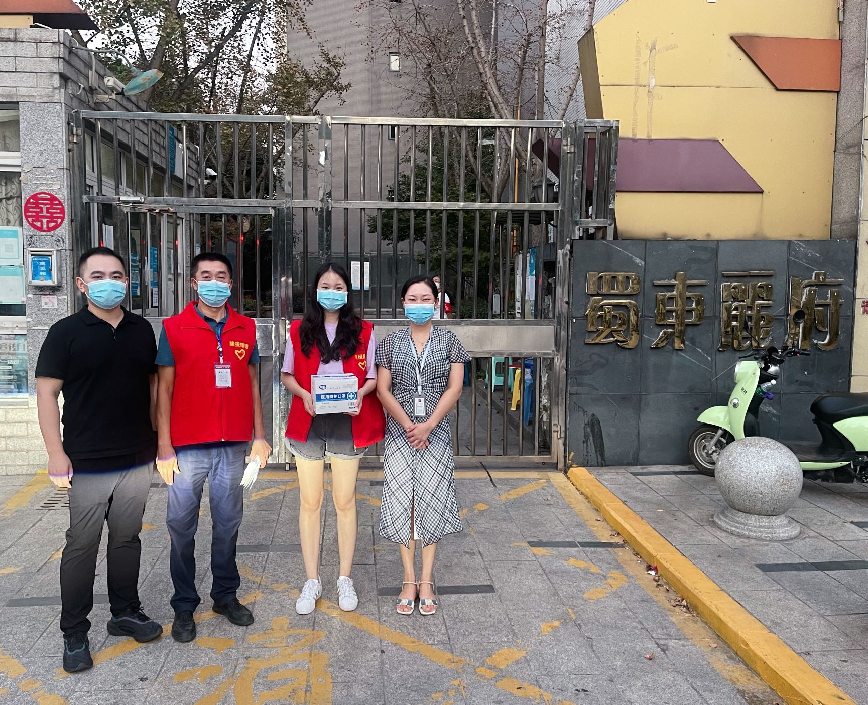 抗疫图十 抗疫图十